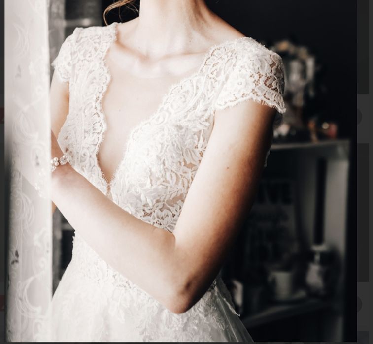 Suknia ślubna koronka