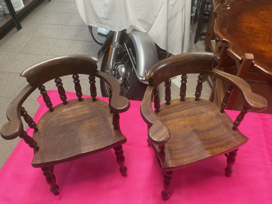 Par de mini cadeirões em madeira decoração