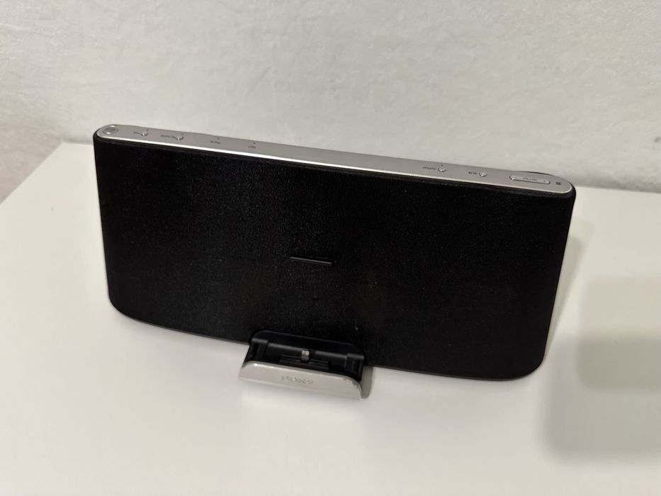 Колонка Sony RDP-XA700iPN Black Wireless