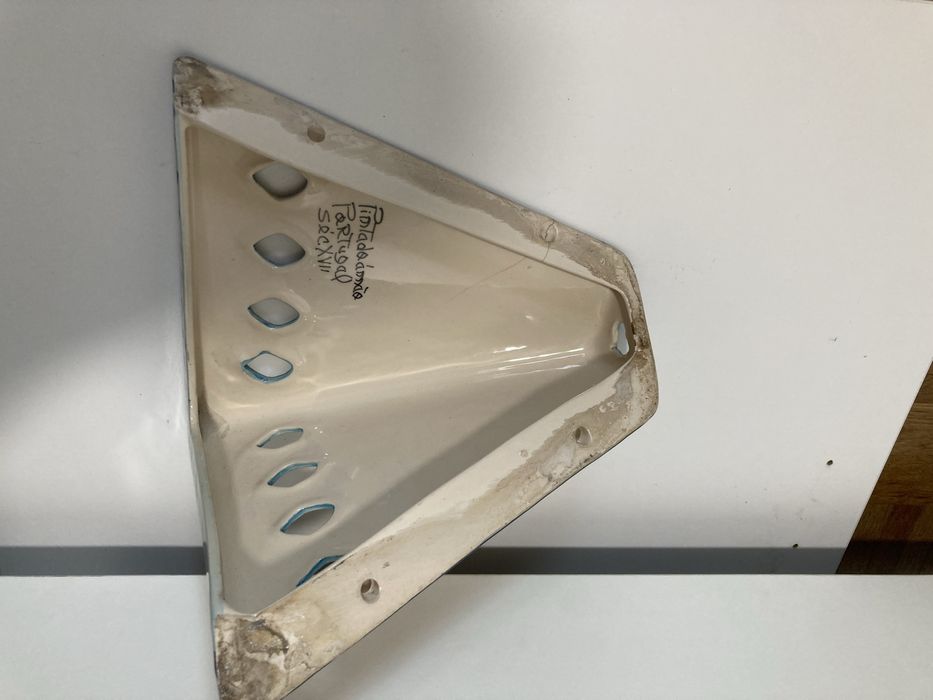 Candeeiro de parede em cerâmica