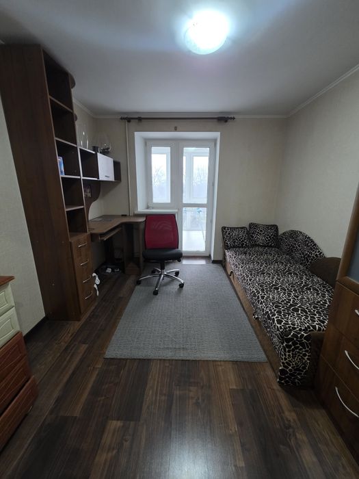 Аренда 3-комнатной квартиры на 3-м этаже .