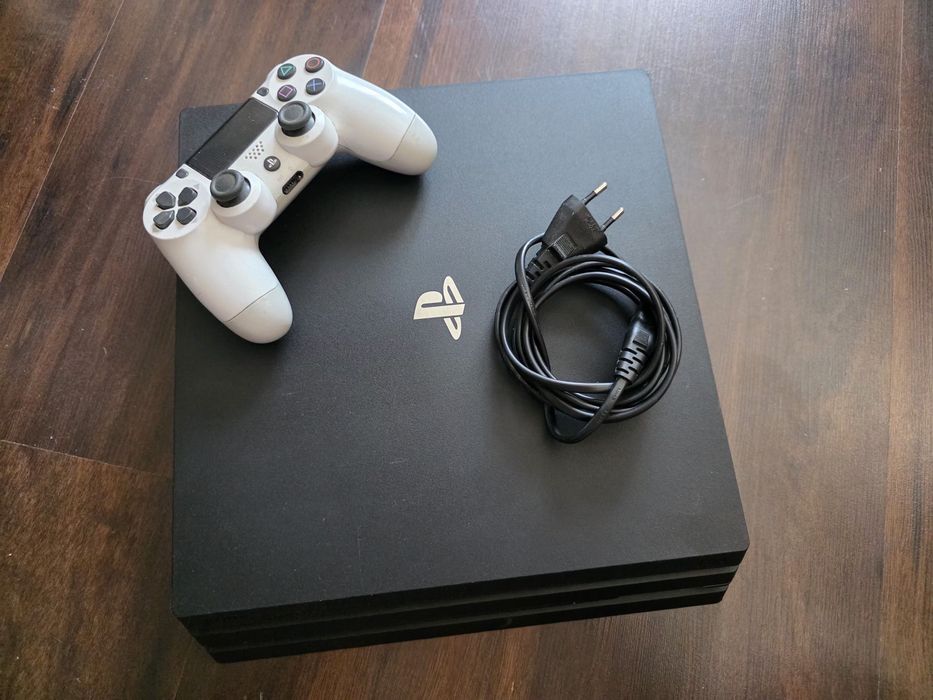 Sony playstation 4 Pro 1Tb
