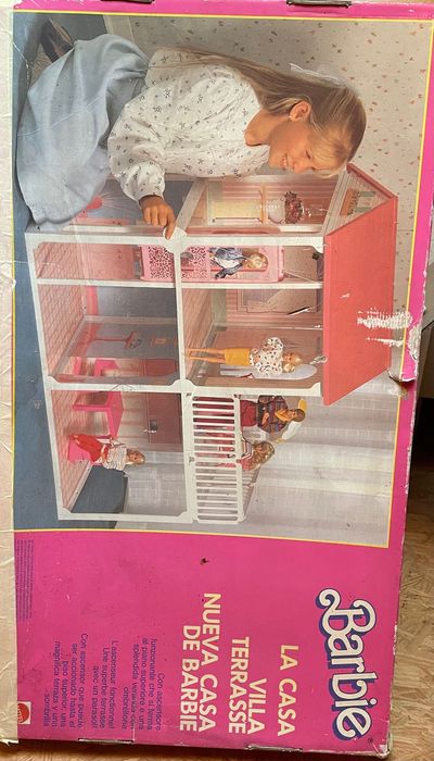 The second La Casa Villa Terrasse Barbie 80s Still originally