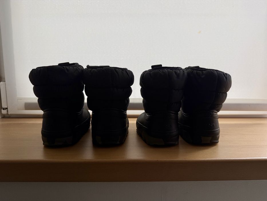 Продам дітячи зимові чоботи Crocs