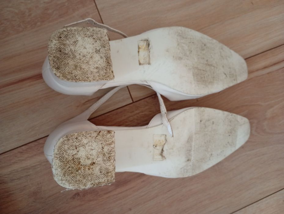Buty komunijne Isabella, rozmiar 35