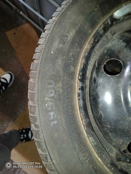 Гума з дисками 195/60 R15 Continental зимня