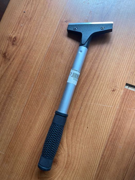 Raspador para limpeza de chapas de grelhar novo