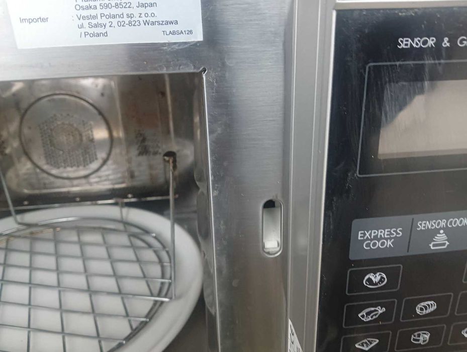 Мікрохвильова піч SHARP