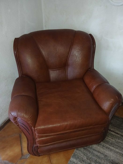 Mesas.sofa,movel de entrada e cadeira