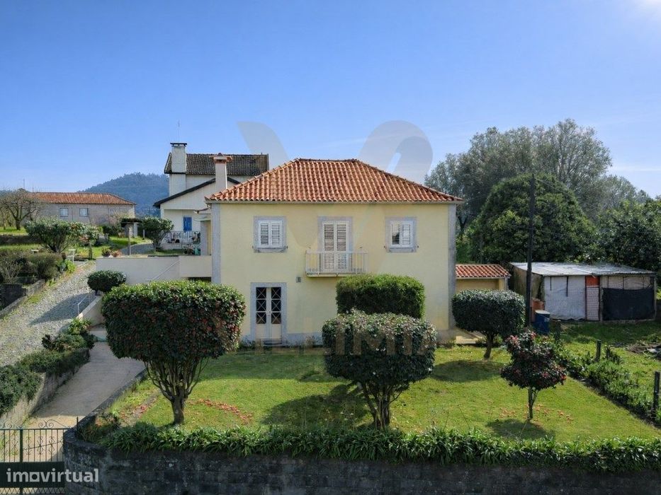 Moradia T3 com Jardim - Ribeira, Ponte de Lima