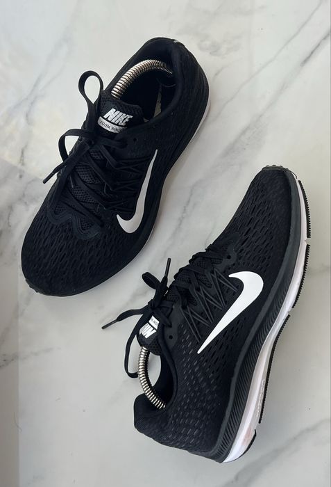 Кросівки Nike Zoom Winflo 5   38 розмір 24 см