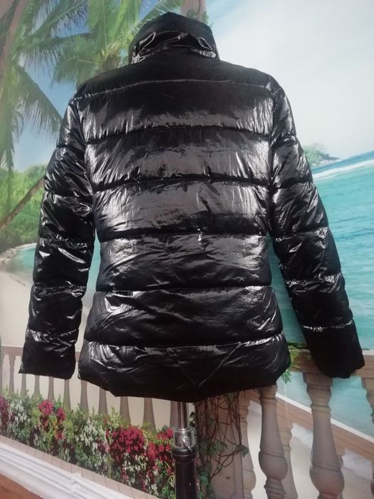 Casaco acolchoado preto metalizado M/L