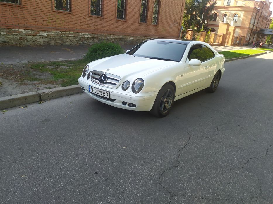 Мерседес w208 clk 320