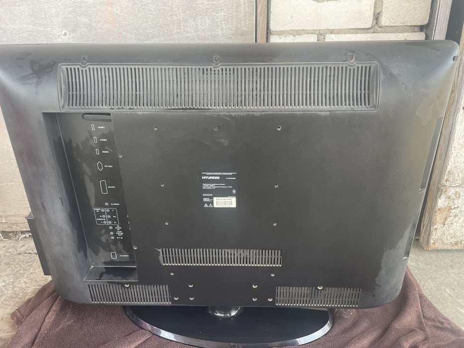 Телевизор 32" с DVD HDMI USB HYUNDAI