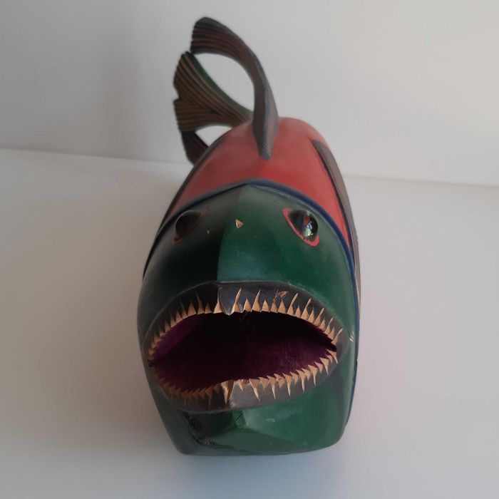 Escultura Madeira Arte Africana Angola Peixe Colorido 40cm