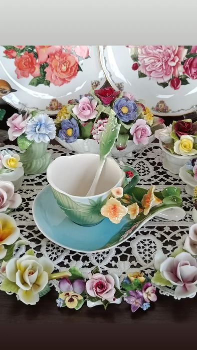 Подарок  флакон статуэтка дама винтаж шкатулка  чашка балерина