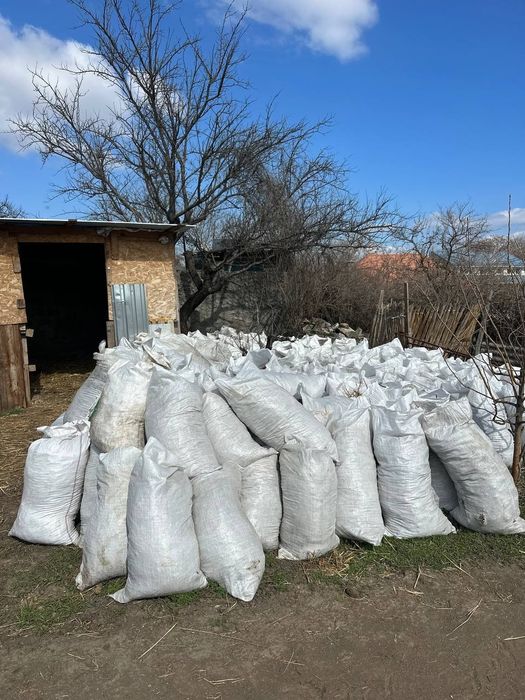 Отдам навоз конский(самовывоз,Слободка)