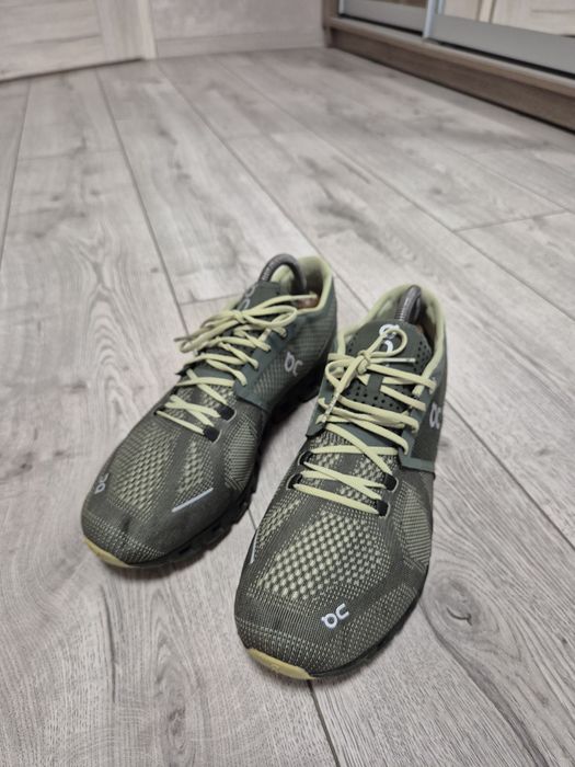 On Running Cloud,44