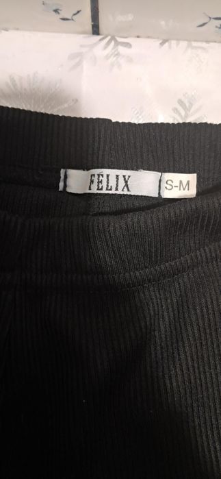 Legginsy czarny rozmiar s-m