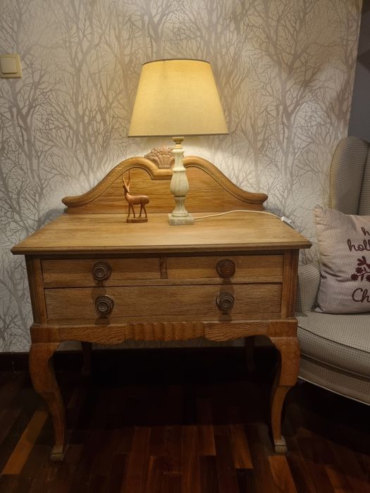 Dębowa drewniana toaletka konsolka