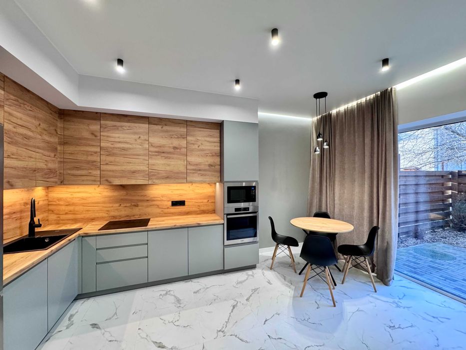 Продажа дом таунхаус 120м2 с ремонтом Осокорки 7 км метро Славутич