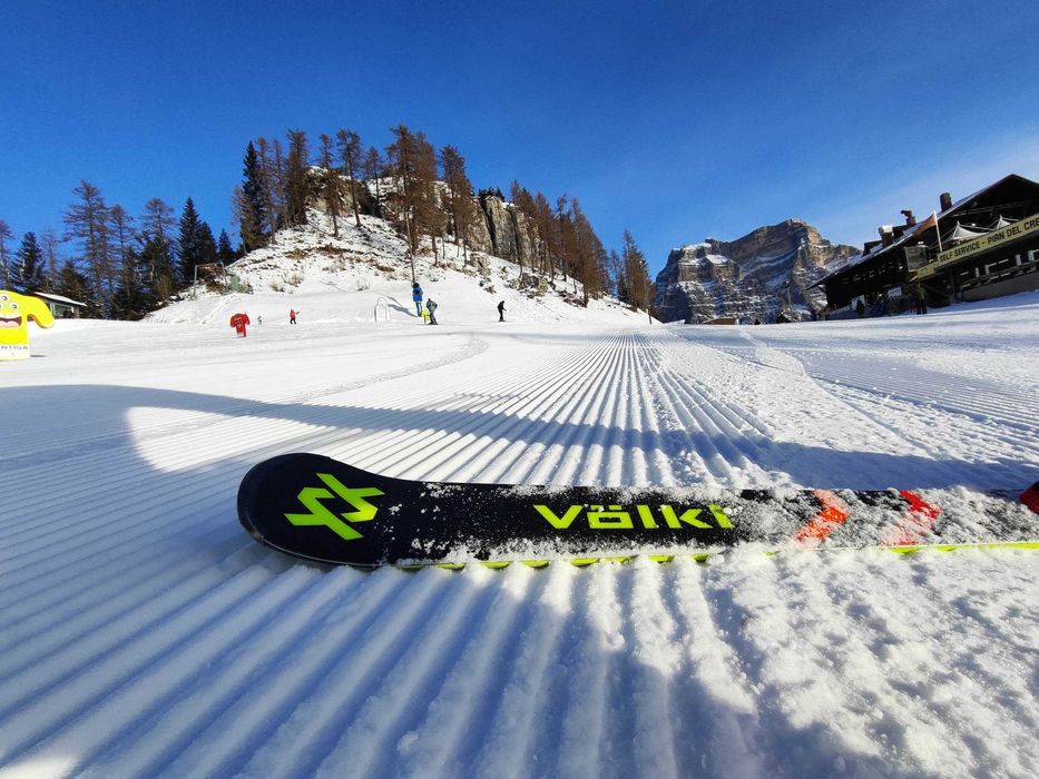 Snowboard narty serwis ręczny swis toko holmenkol