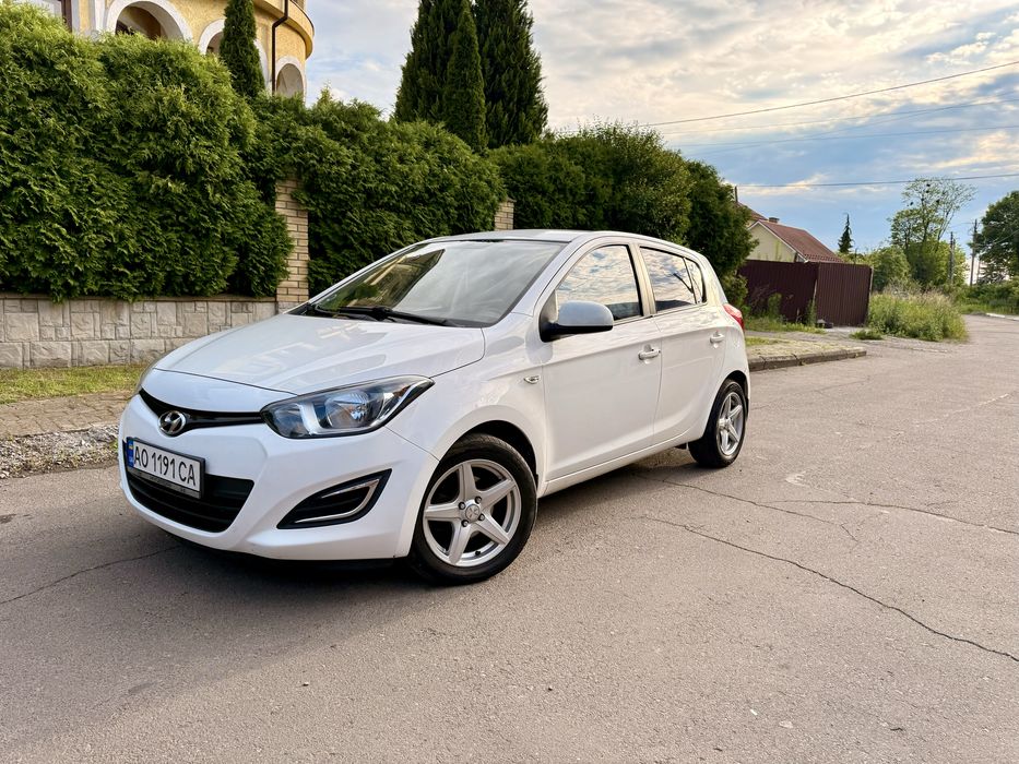 Продам Hyundai i20