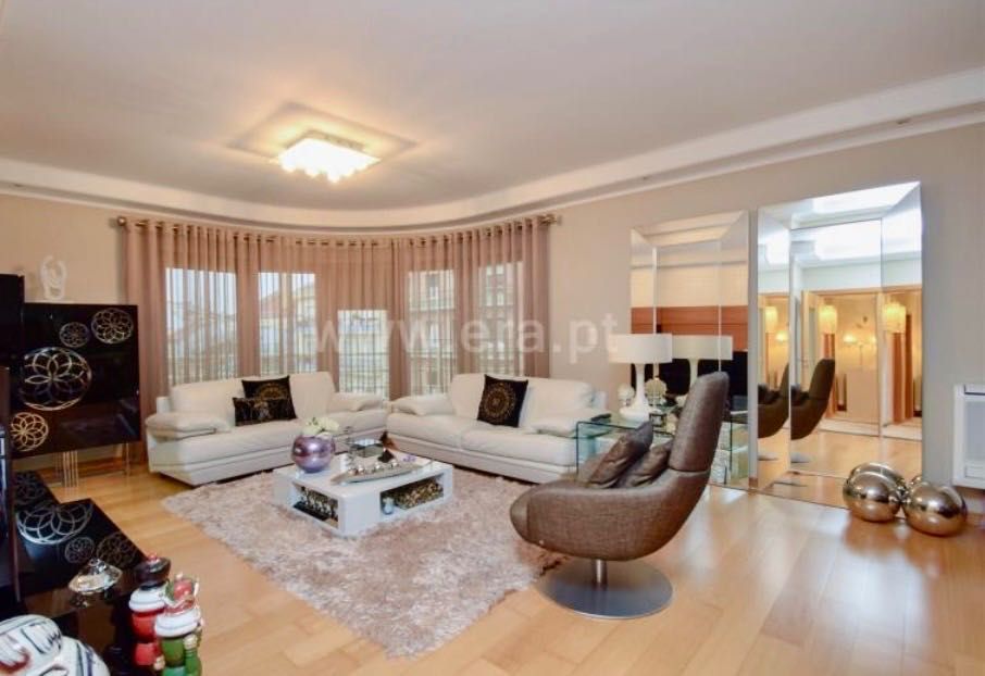 Apartamento T4 em Benfica, €895.000