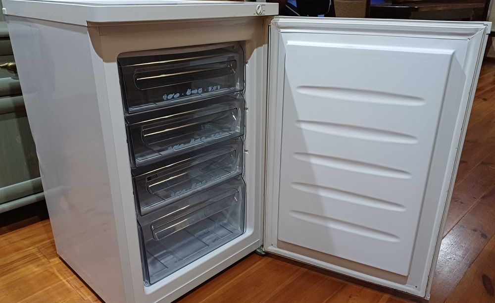 Zamrażarka 4-szufladowa