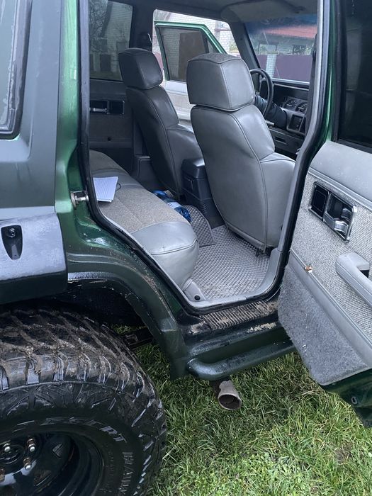 Продам jeep cherokee