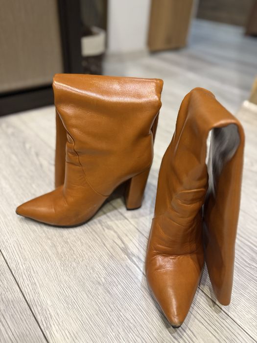 Продам брендові сапожки