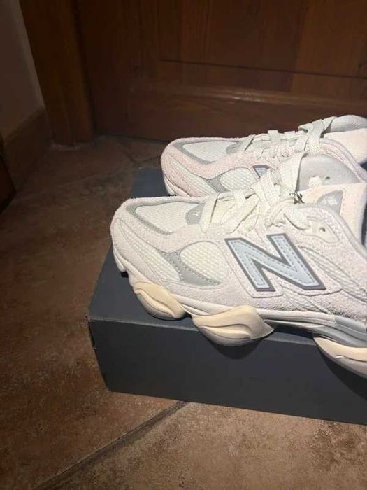 New Balance 9060 Sea Salt Concrete R.42