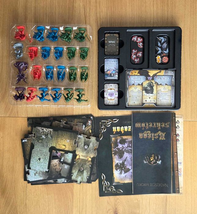 Gra planszowa Sword & Sorcery Nieśmietelne Dusze z rozszerzeniem Nadejście Mroku + 3 plansze bohatera + Tristan + insert