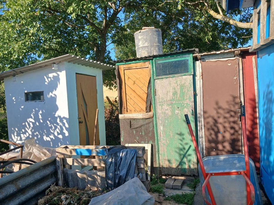 Продам дачу неподалік міста Канева в селі  Тростянець