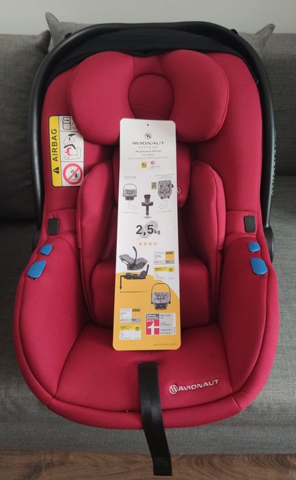 Fotelik samochodowy Avionaut Pixel - czerwony