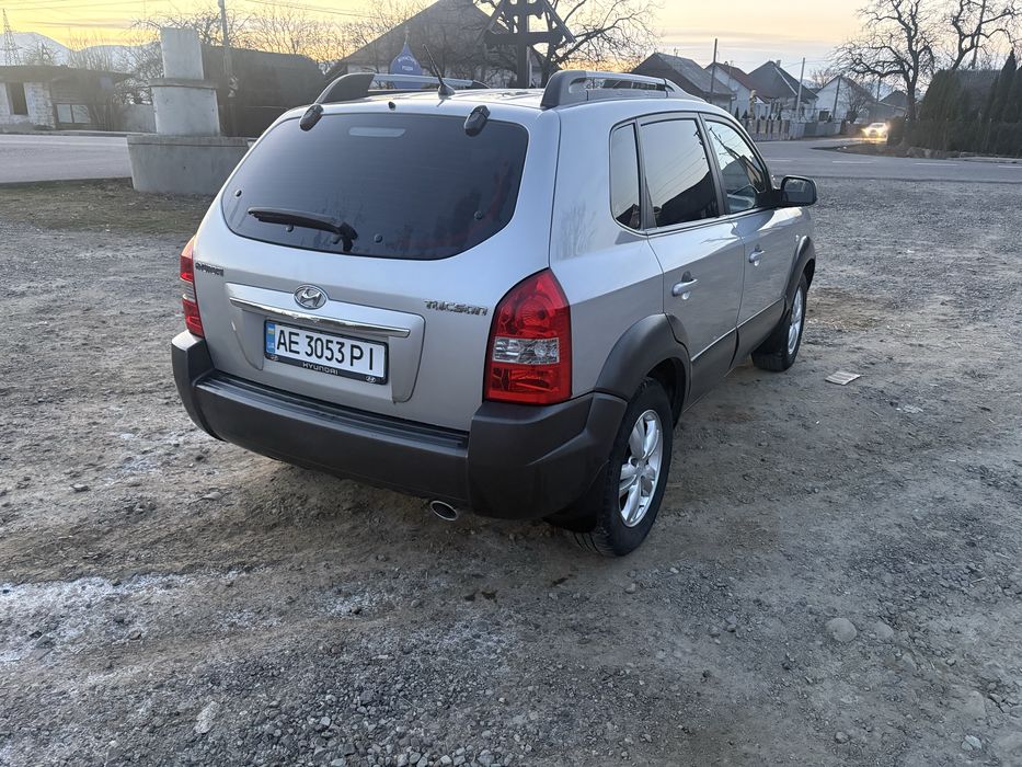 Хюндай Туксон 2.0 газ/бензин 2008 рік