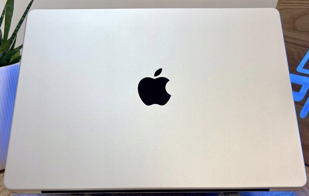 Laptop Macbook Pro 14 m1 pro 16gb 512gb