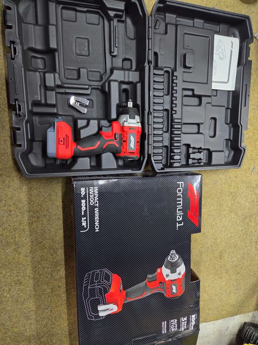Klucz udarowy PARKSIDE FORMULA 1 IW300 300 nm  Bezszczotkowy