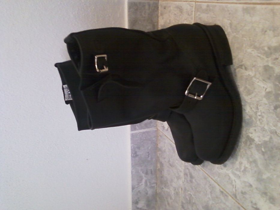 Botas Pretas Frye