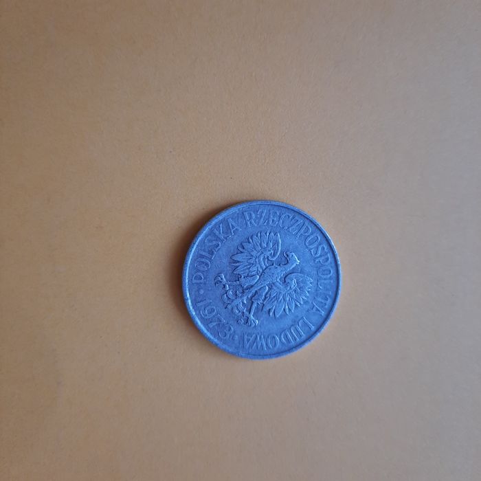Moneta z 1973 w bardzo dobrym stanie