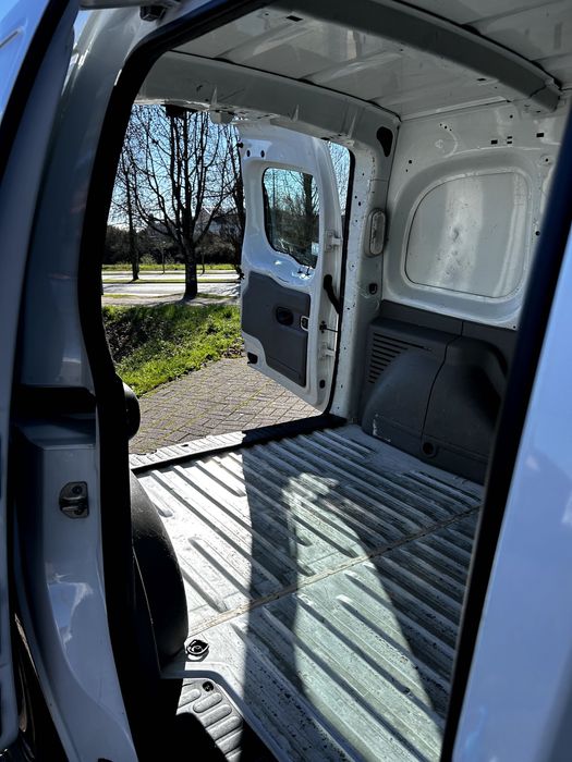 Renault Kangoo 1.5. Diesel, Económica, Fiável e Pronta a Trabalhar