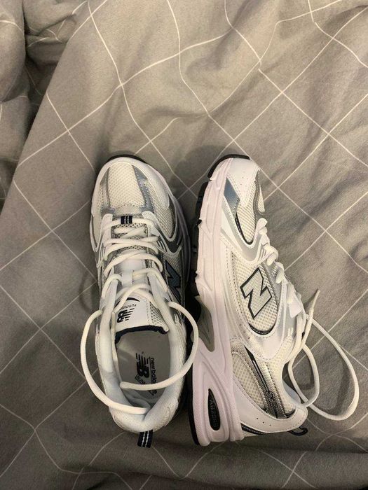 nowy New Balance 530 rozmiar 40.5 silver