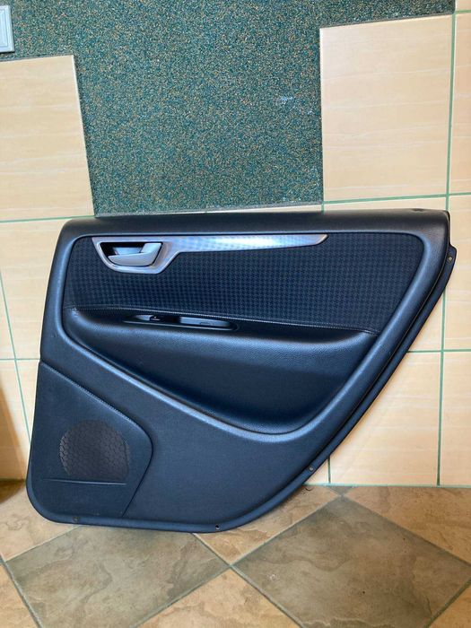 Volvo v60/s60 Mk 1 (2000/2010) tylne boczki drzwi