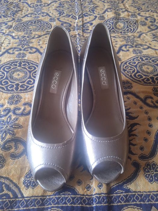 Туфлі ECCO на високому каблуці 36 розмір