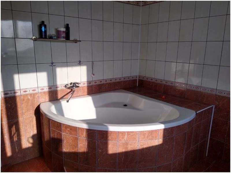 Продам будинок з ремонтом в Івано-Франківську по вул. Січинського.