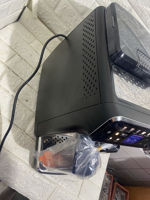 Кавомашна Philips Latte Go 5400