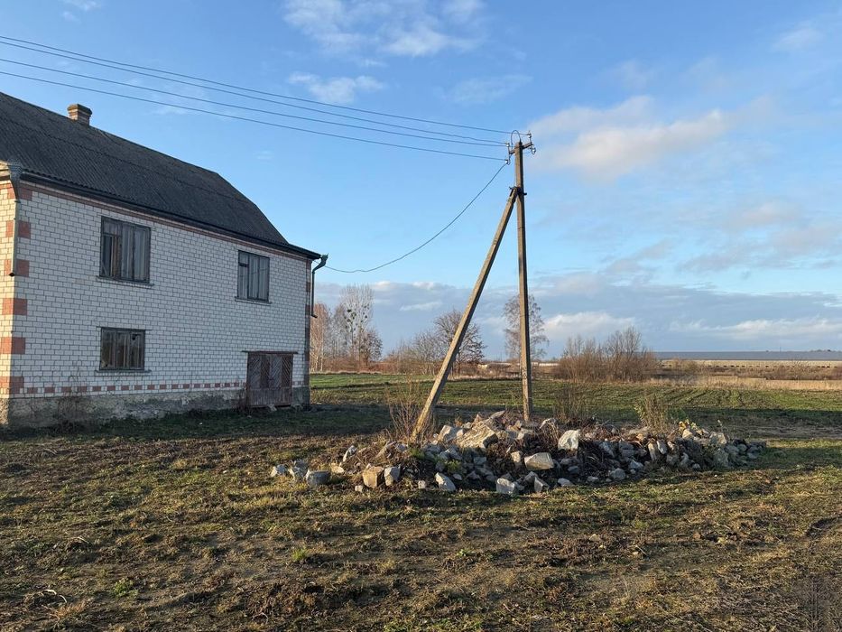 Будинок ( незавершене будівництво)