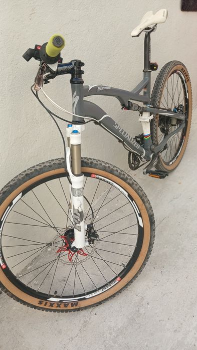 Bicicleta full 27.5