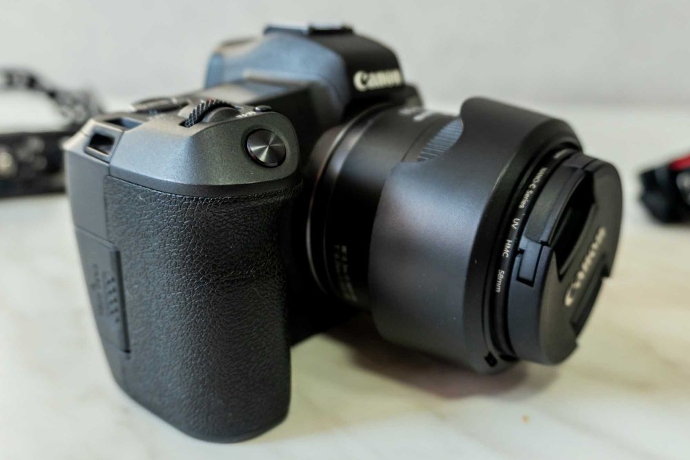 Объектив Canon RF 24-50 - состояние нового, муха не садилась