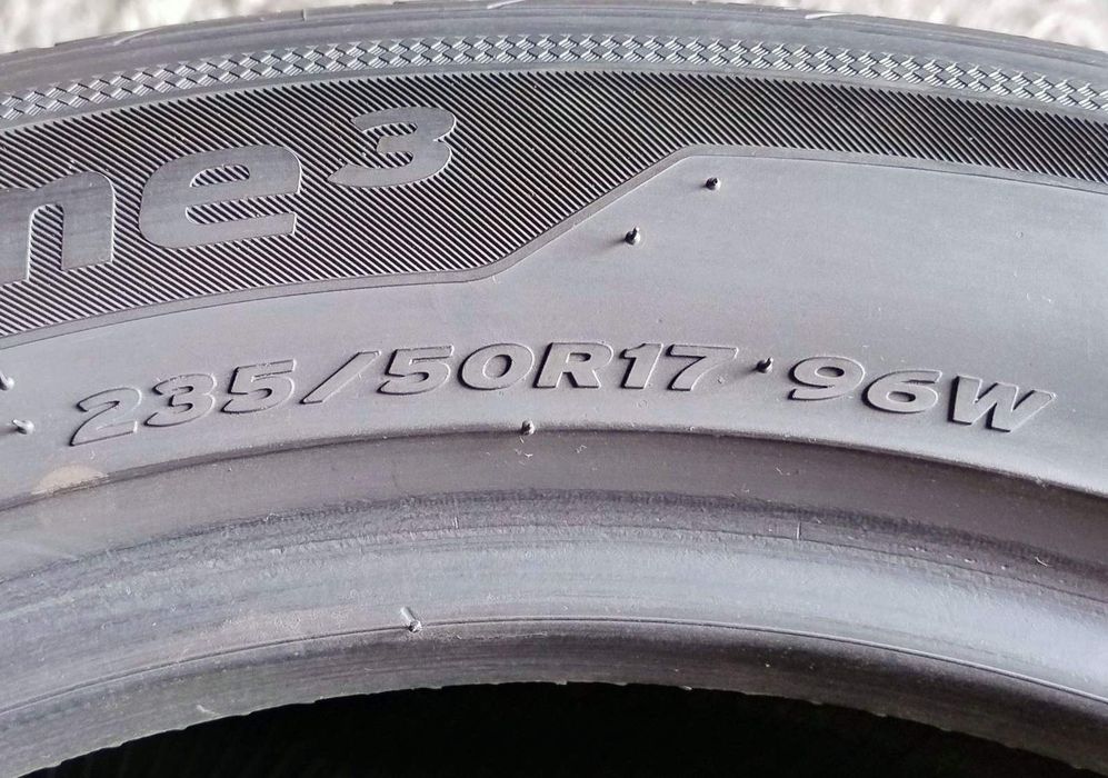 Шини літні R17 235/50 Hankook Ventus Prime 3